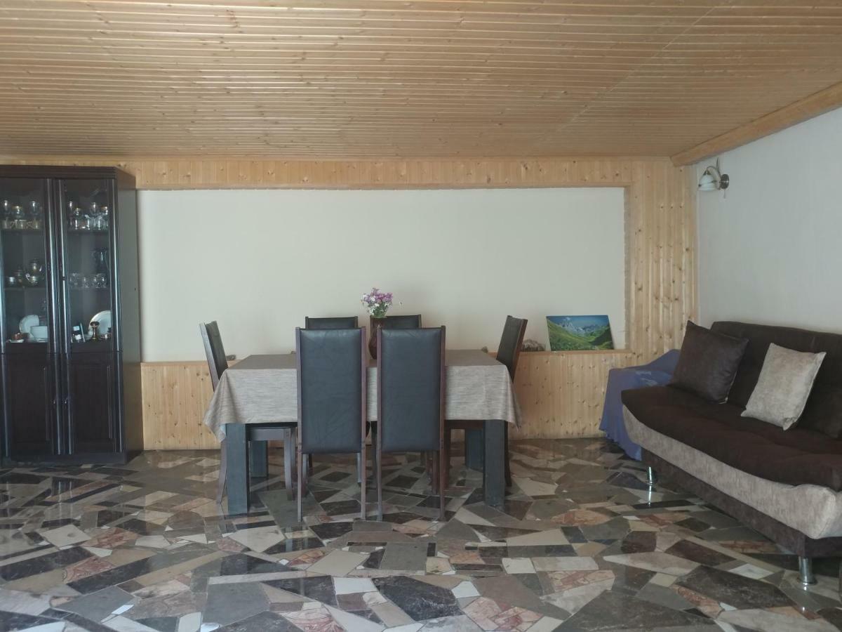 Lali'S Guest House In Juta Exterior foto